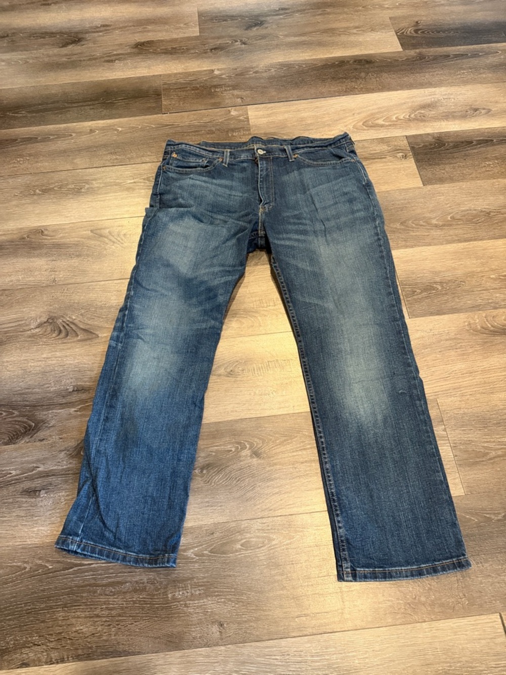 Levi's Men's Washed Blue Relaxed Jeans 38 x 30 EUC